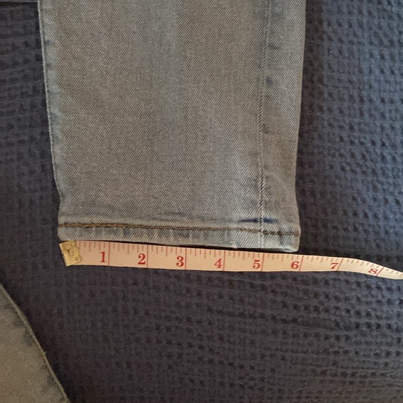 Levi’s Button Fly Straight Leg 5 Pocket Denim Size 32 - Picture 16 of 17